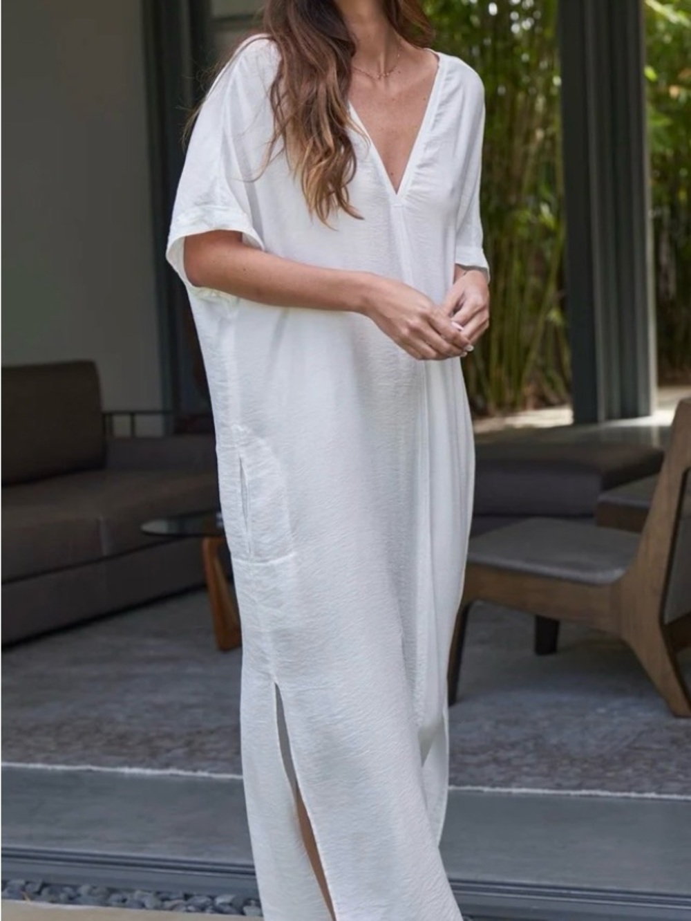 Relaxed White V-Neck Midi Dress with Side Slit